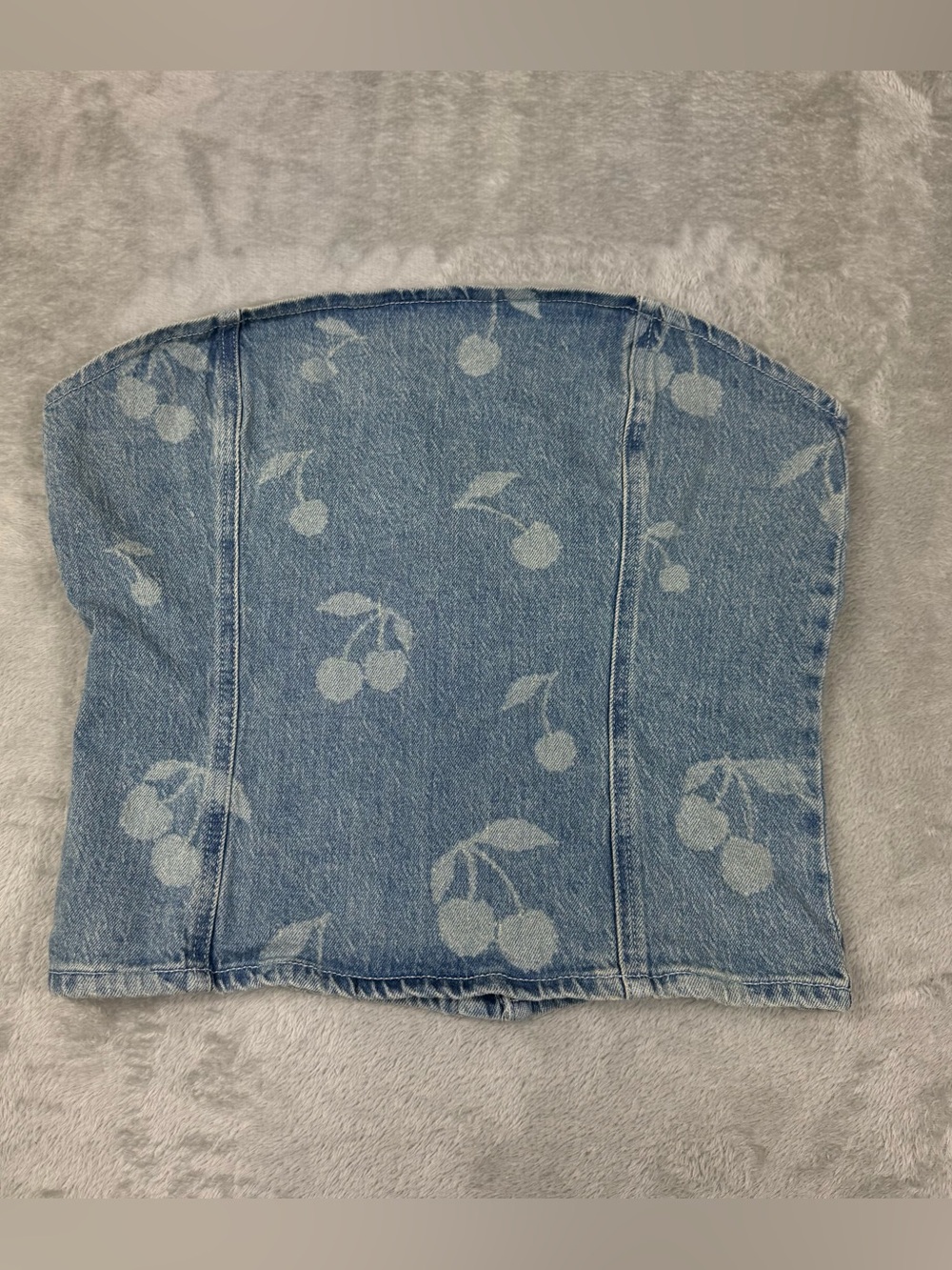 Vero Moda all over cherry print Sz large